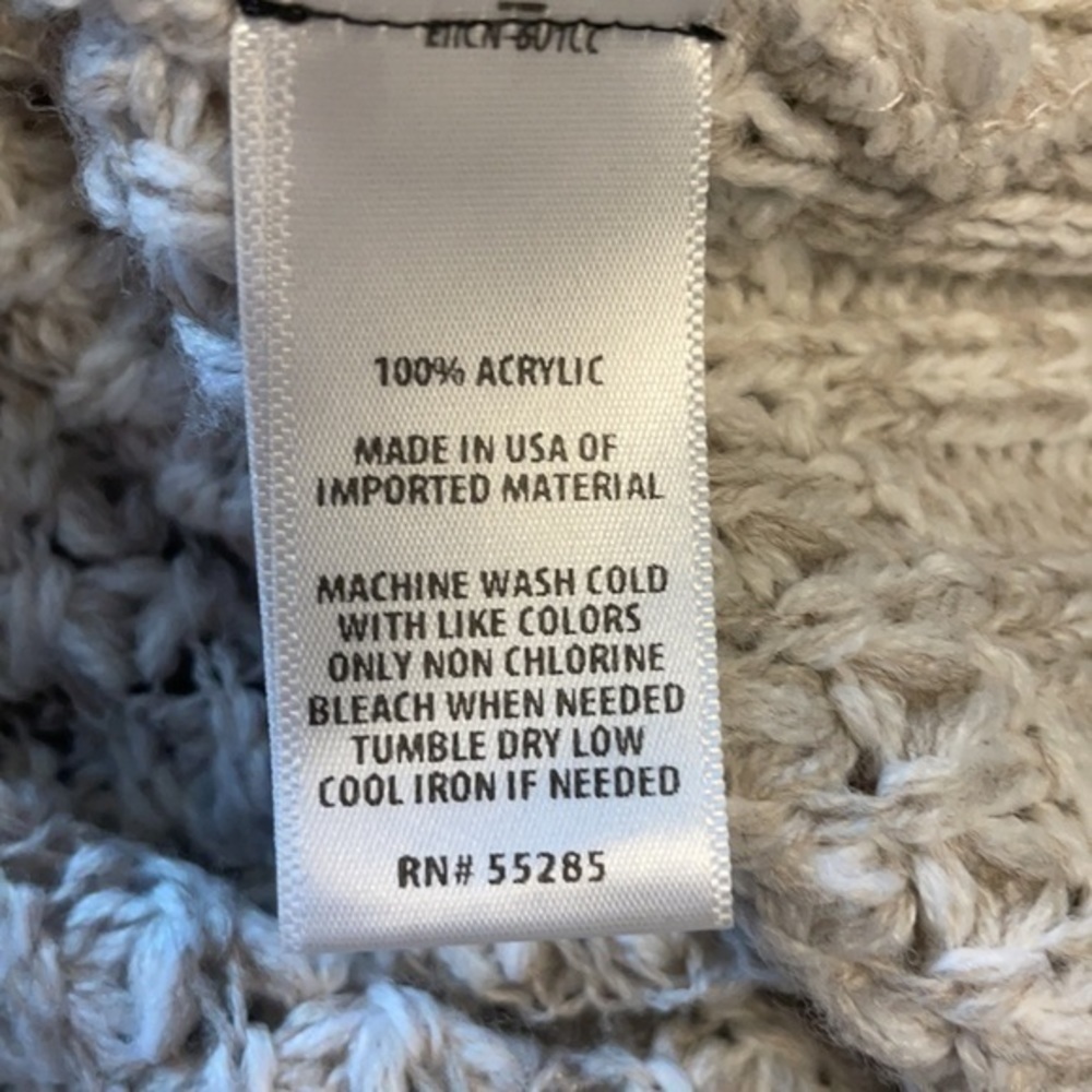 Express Oversized Sweater - Picture 7 of 7